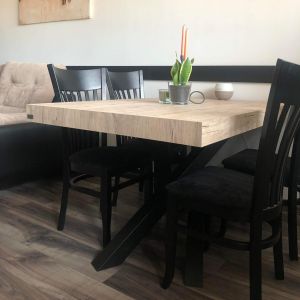 Masă extensibilă Emma 140(220)x90 cm, stejar cu picioare încrucișate negre