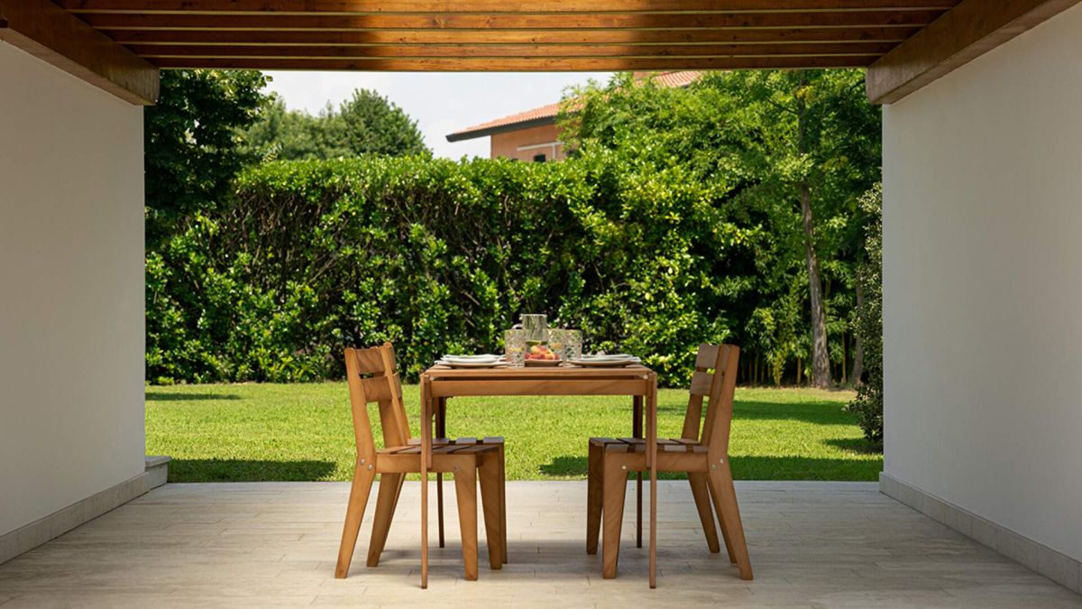 Ensemble de jardin Elena en bois Couleur Teck, Table (160x80) et 4 Chaises image de l'ensemble 1