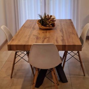Table Extensible Emma 140(220)x90 cm, Bois rustique avec Pieds Croisés Noirs