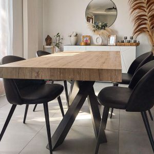 Emma 160(240)x90 cm uitschuifbare tafel, Eiken met zwarte kruispoten