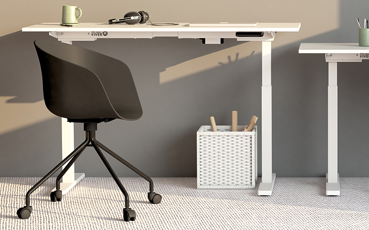 ADJUSTABLE DESKS CLARA