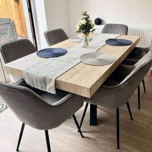 Emma 63(94,5)x35,4 in Extendable Table, Oak with Black Crossed Legs
